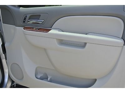 2011 Chevrolet Silverado LTZ 3500HD Dura Max 6.6 Allison Transmission, image 30