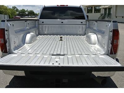 2011 Chevrolet Silverado LTZ 3500HD Dura Max 6.6 Allison Transmission, image 32