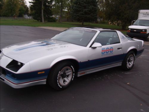 1982 camaro indy pace car