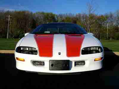1997 Chevy Camaro Z-28 T-Tops 30th Anniversary Edition 6-Spd - Collectibl Car!!!, US $19,500.00, image 7