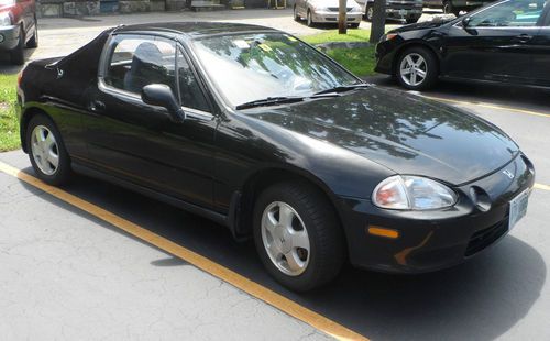 1993 honda del sol 121,016 miles! good condition.