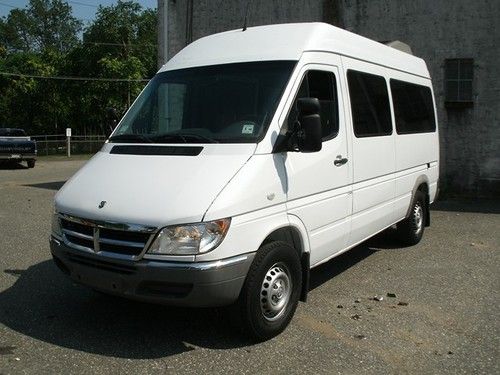 2004 dodge sprinter 2500 base standard passenger van 3-door 2.7l