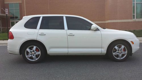 2004 porsche cayenne turbo sport utility 4-door 4.5l