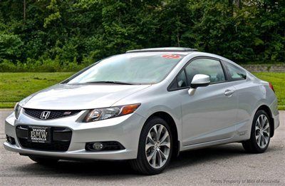 Hard to find 2012 civic si coupe  w/ sunroof,6 speed manual and very low miles!