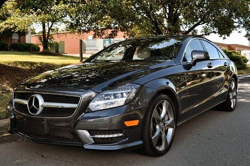 Loaded 2012 cls550 / warranty / no paint, no odors, extra clean car