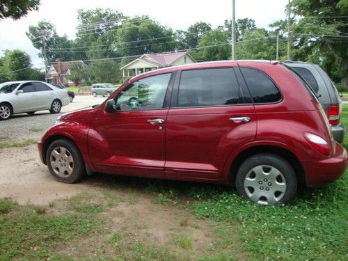 2008 chrysler pt cruiser base wagon 4-door 2.4l