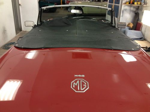 1976 MGB Roadster-nearly perfect-ready for any road trip, image 7