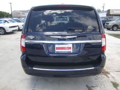 BRAND NEW SLEEK DARK BLUE 2012 CHRYSLER TOWN & COUNTRY TOURING, image 6