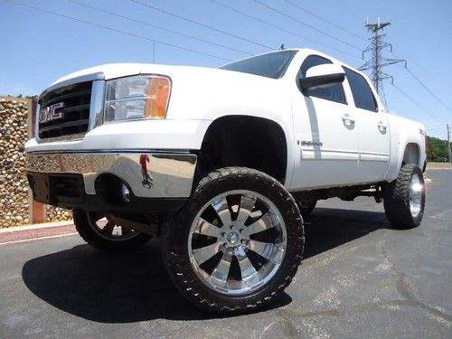 Slt-z71 4x4-lifted-24 chrome rims-htd lthr-sunroof-remote start-loaded-1ownr