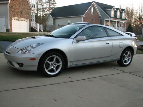 2003 toyota celica gts hatchback 2-door 1.8l