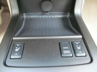 LE AWD SUV CD 2nd Row Bucket Seats 4 Door Air Conditioning Alloy Wheels, US $23,950.00, image 26