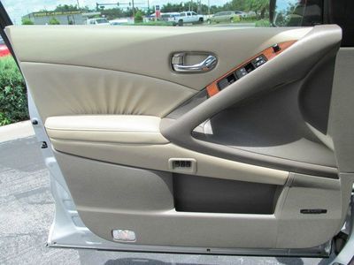 LE AWD SUV CD 2nd Row Bucket Seats 4 Door Air Conditioning Alloy Wheels, US $23,950.00, image 43