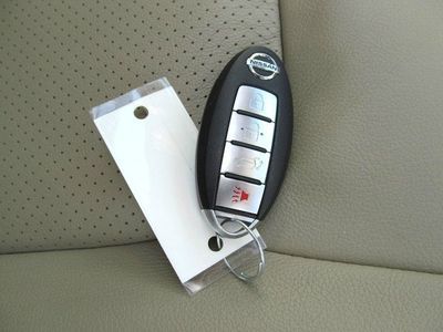 LE AWD SUV CD 2nd Row Bucket Seats 4 Door Air Conditioning Alloy Wheels, US $23,950.00, image 61