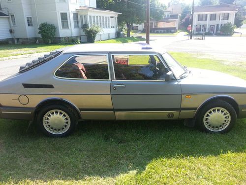 1987 saab 900s two door hatchback