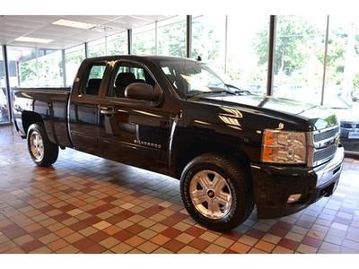 2wd rwd extended cab z71 black alloys lt warranty we finance low price 1-owner