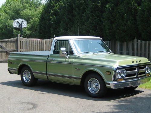 Gmc sierra grande short-bed pick-up