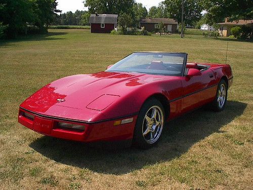 1986 corvette convertible pace car edition