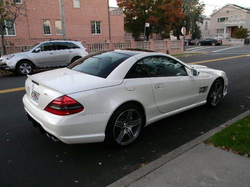 2009 mercedes-benz sl63 amg base convertible 2-door 6.3l