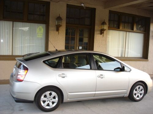 2005 toyota prius #5 fully loaded,navigation,keyless,private seller