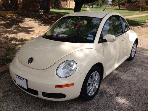 2009 volkswagen beetle base hatchback 2-door 2.5l