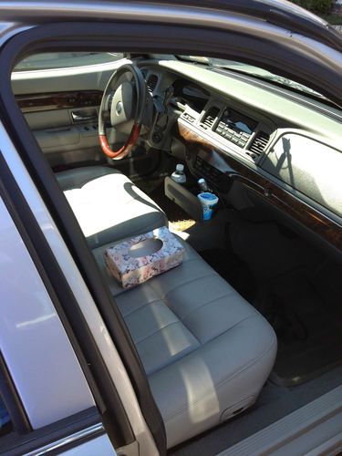 2005 Mercury Grand Marquis Ultimate Edition Sedan 4-Door 4.6L Cream Puff!, US $9,950.00, image 15