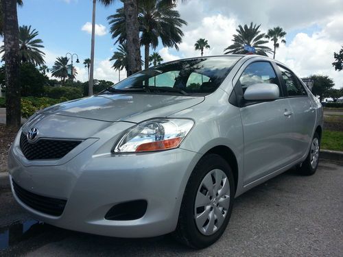 2011 toyota yaris base sedan, no reserve.