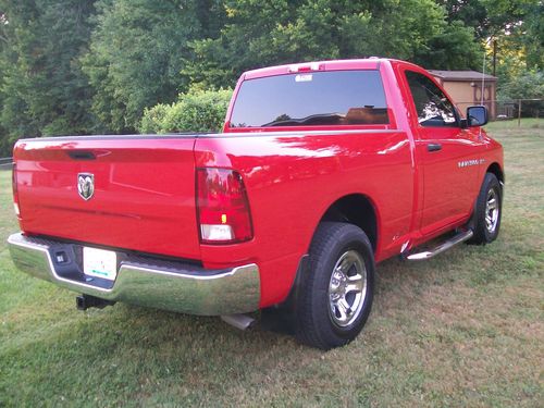 2011 Dodge Ram 1500 LIKE NEW Regular Cab HEMI 5.7 V8 VERY LOW MILES AND SPORTY, US $19,600.00, image 7