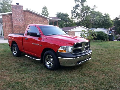 2011 Dodge Ram 1500 LIKE NEW Regular Cab HEMI 5.7 V8 VERY LOW MILES AND SPORTY, US $19,600.00, image 9
