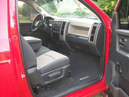 2011 Dodge Ram 1500 LIKE NEW Regular Cab HEMI 5.7 V8 VERY LOW MILES AND SPORTY, US $19,600.00, image 16