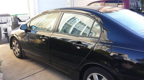 2011 honda civic lx sedan 4-door 1.8l