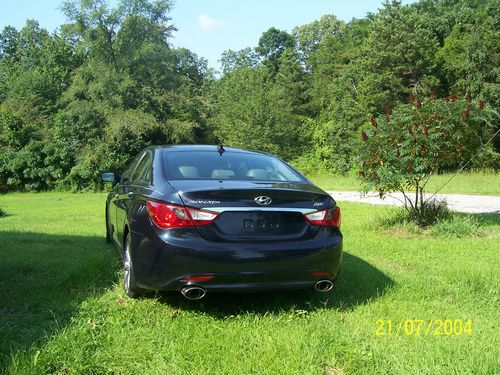 2012 hyundai sonata 2.0 turbo... only 4k miles!