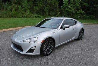 2013 scion frs silver/red/black 6 speed 17k warranty mint low reserve