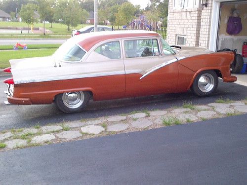 1956 ford fairlane club coupe