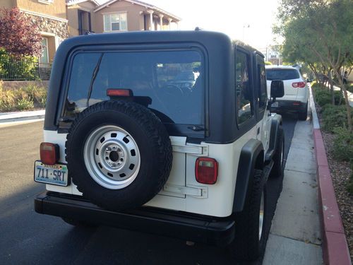 1997 Jeep Wrangler SE Sport Utility 2-Door 2.5L, US $5,950.00, image 3