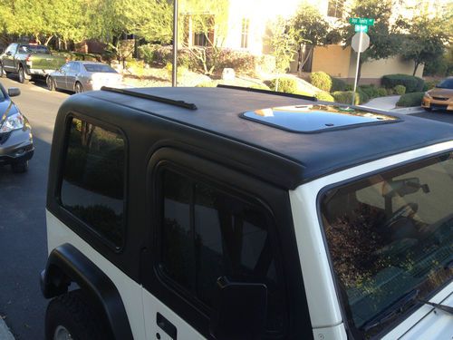 1997 Jeep Wrangler SE Sport Utility 2-Door 2.5L, US $5,950.00, image 5
