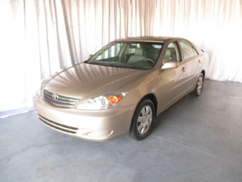 2004 toyota camry le sedan 4-door 2.4l