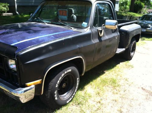 Gmc stepside 1500, black exterior, grey interior, leather seats, alpine cd playr