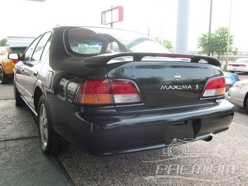 1998 nissan maxima gxe sedan 4-door 3.0l