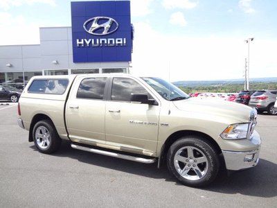 Extremely clean 1 owner 2wd ram 5.7l hemi engine quad cab priced to move