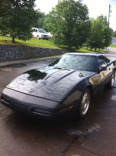 1994 chevrolet corvette base hatchback 2-door 5.7l