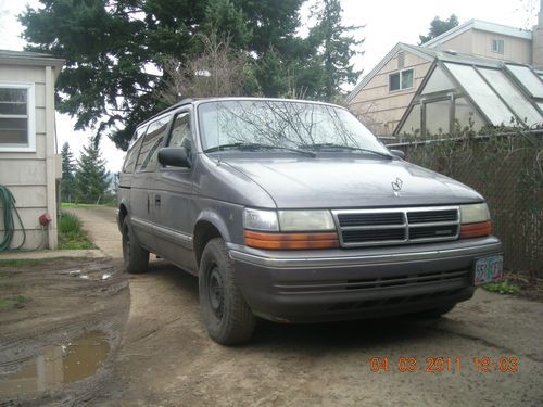 1992 dodge caravan base mini passenger van 3-door 2.5l