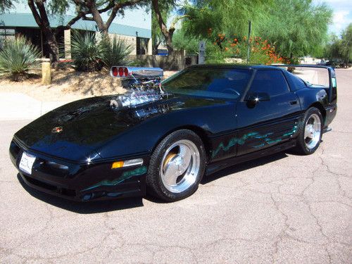 1985 corvette coupe show car - supercharged 383ci v8 - 4-speed - wow!!!