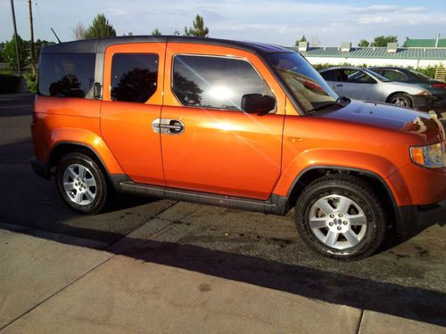 Honda element ex 2009 / great condition !!