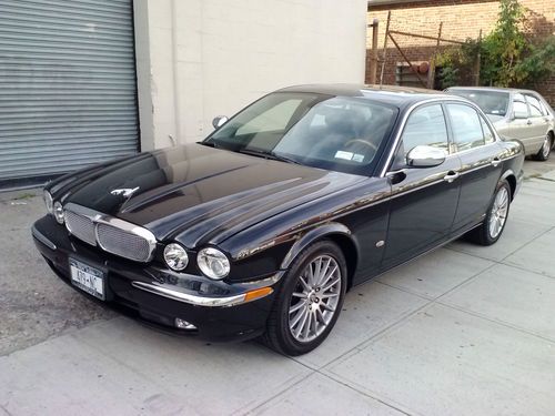 2007 jaguar xj8 base sedan 4-door 4.2l