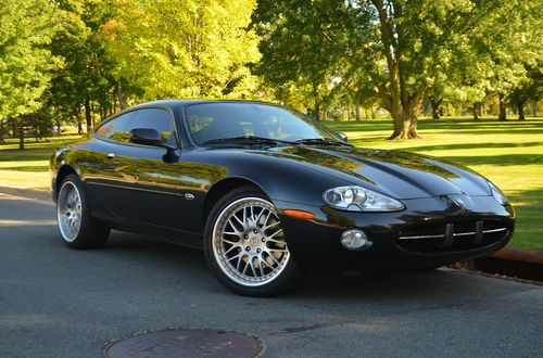 2002 jaguar xk8 coupe 2-door 4.0l