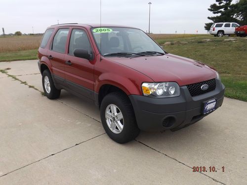 2005 ford escape xls sport utility 4-door 2.3l