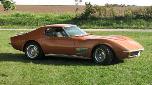 1972 chevrolet corvette 350 v8 t-top matching #
