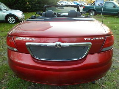 2004 Chrysler Sebring CONVERTIBLE 2.7LITER 6CYLINDER WITHICECOLDAIRCONDITIONING, image 16