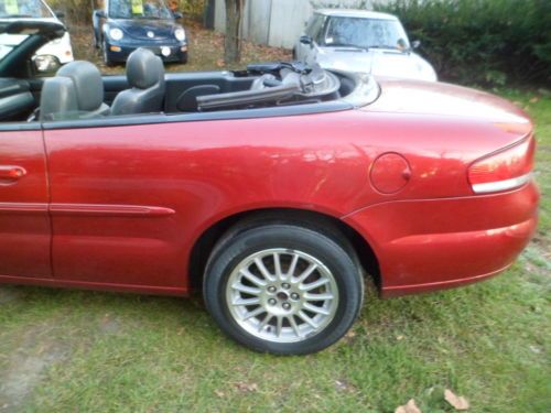 2004 Chrysler Sebring CONVERTIBLE 2.7LITER 6CYLINDER WITHICECOLDAIRCONDITIONING, image 19