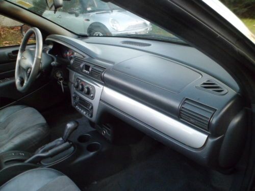2004 Chrysler Sebring CONVERTIBLE 2.7LITER 6CYLINDER WITHICECOLDAIRCONDITIONING, image 47